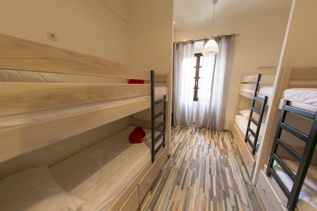 City Hostel Trogir Værelse billede